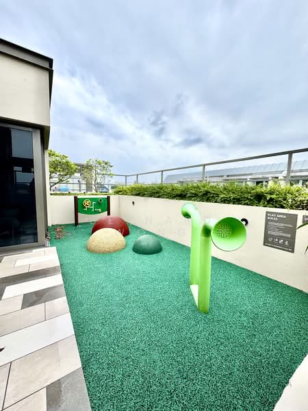 Jansen House, 25 Jansen Road, 3 Bedrooms, 1,012 sqft, Condominium For Sale, by Bernard Wong, 60173333 - Rooftop Children Play area - PropertyGuru.com.sg