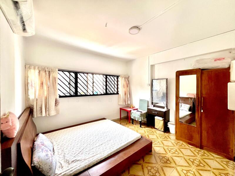 For Rent - 77 Marine Drive