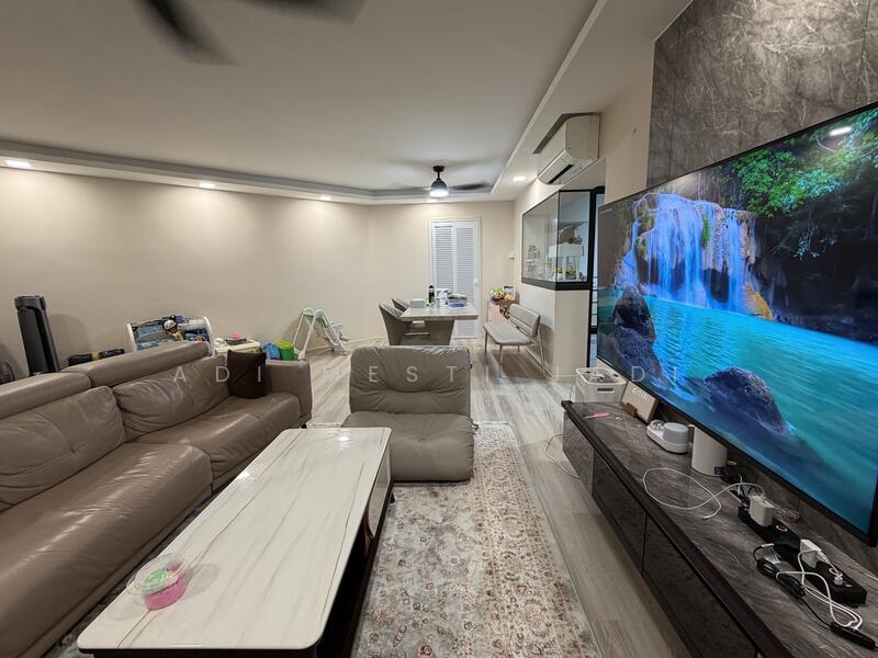 For Sale - 494B Tampines Avenue 9