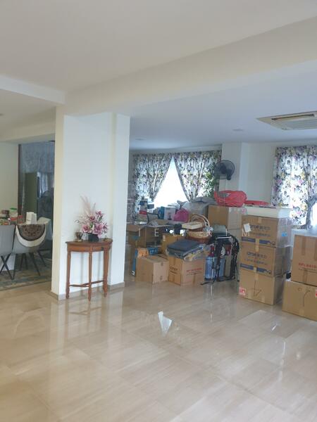 District 20 Upper Thomson / Bishan, Clover Avenue, 4 Bedrooms, 3,800 sqft, Semi-Detached House For Rent, by Gabriel Kim, 60173585 - Living Room - PropertyGuru.com.sg