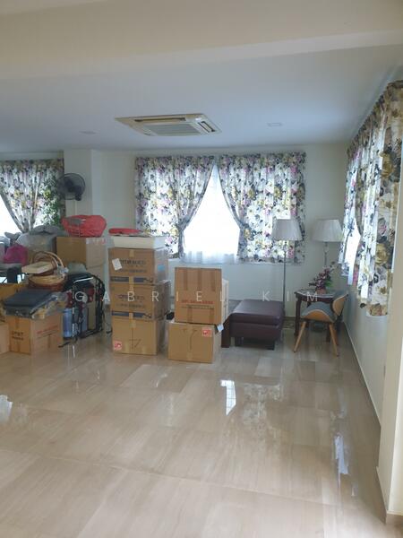 District 20 Upper Thomson / Bishan, Clover Avenue, 4 Bedrooms, 3,800 sqft, Semi-Detached House For Rent, by Gabriel Kim, 60173585 - Living Room - PropertyGuru.com.sg