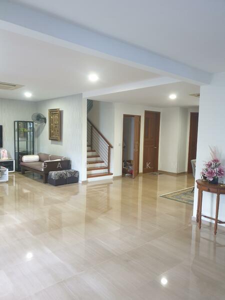 District 20 Upper Thomson / Bishan, Clover Avenue, 4 Bedrooms, 3,800 sqft, Semi-Detached House For Rent, by Gabriel Kim, 60173585 - Living Room - PropertyGuru.com.sg