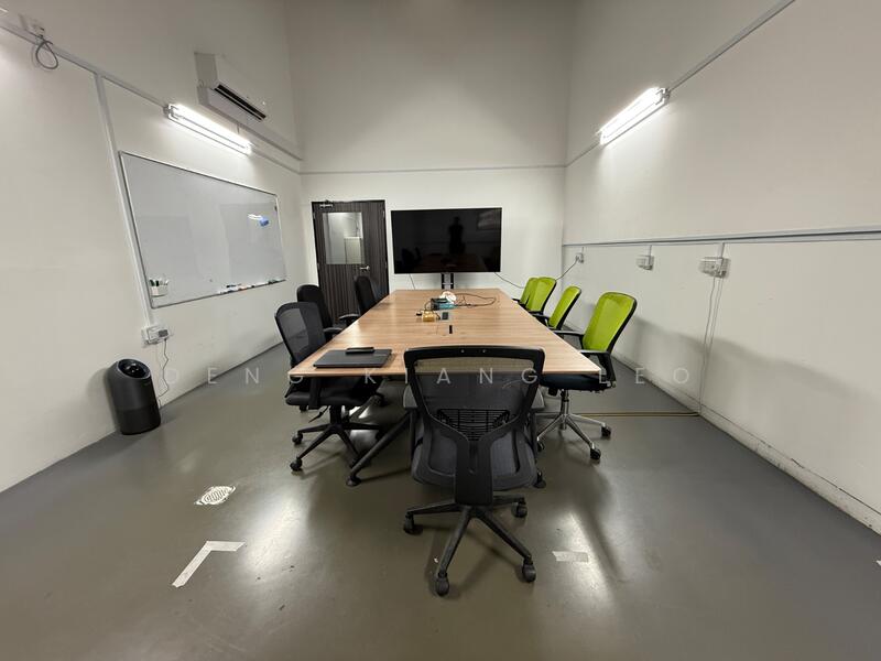 7 Buroh Lane Commonwealth Capital Building, 7 Buroh Lane, 2,188 sqft, Light Industrial (B1) For Rent, by Deng Kiang Leo, 60173604 - Meeting Room (Optional) - CommercialGuru.com.sg