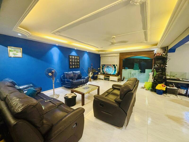 For Sale - 101 Bukit Batok West Avenue 6