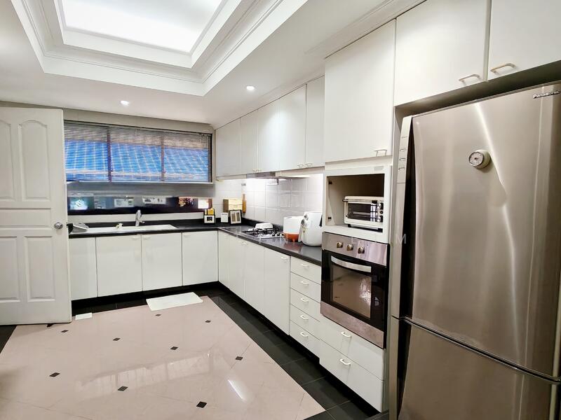 For Sale - Beautiful landed home Bukit Timah within 1km of Nanyang Primary School
