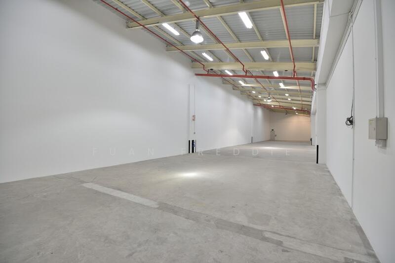 Warehouse Ancillary Office High Ceiling Aircon Near Changi Airport for Rent @ Changi North, , 15,451 sqft, Warehouse For Rent, by Fuan Freddie, 60173909 - CommercialGuru.com.sg