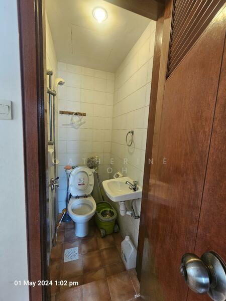 Bathroom 2