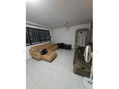 For Rent - 323 Serangoon Avenue 3