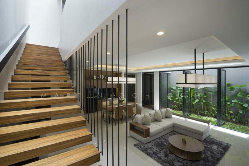 For Sale - Elevated Bungalow– Wide Frontage near Holland Road