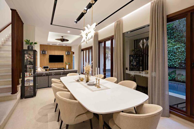 For Sale - Elevated Bungalow– Wide Frontage near Holland Road