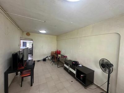 For Sale - 270 Tampines Street 21