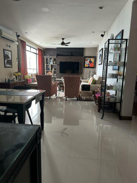 Dining / Living Room