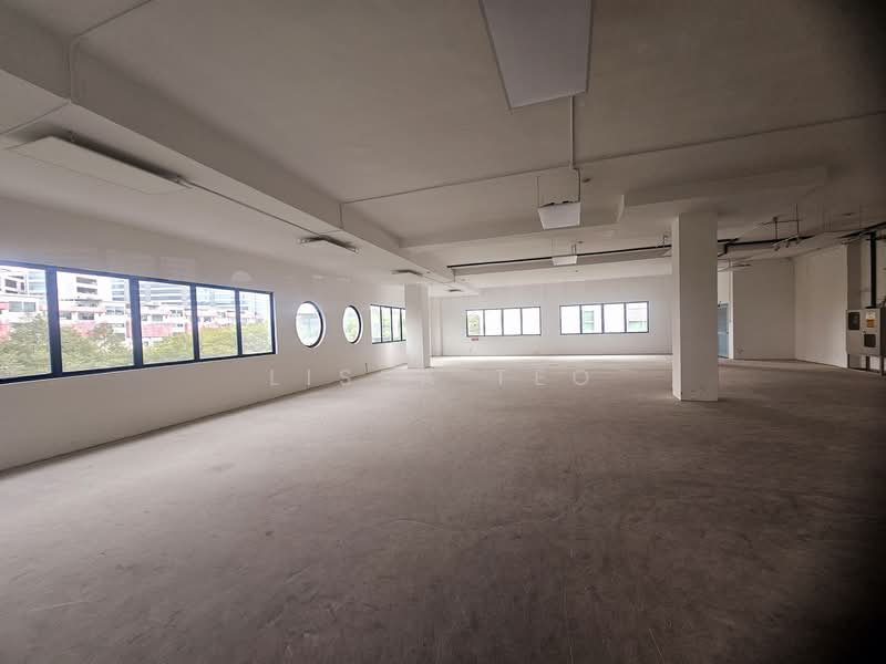 Uni-Tech Centre, 55 Toh Guan Rd East, 1,300 sqft, Factory / Workshop (B2) For Rent, by Lissa Teo, 60174184 - CommercialGuru.com.sg