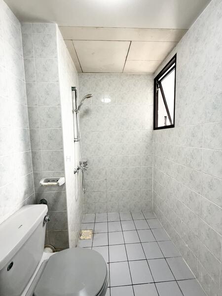 Common Bathroom