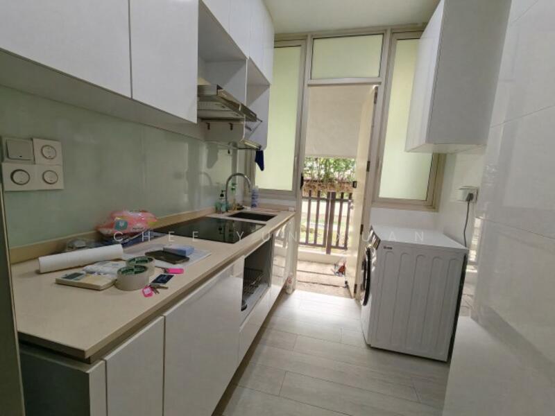 For Rent - Fontaine Parry