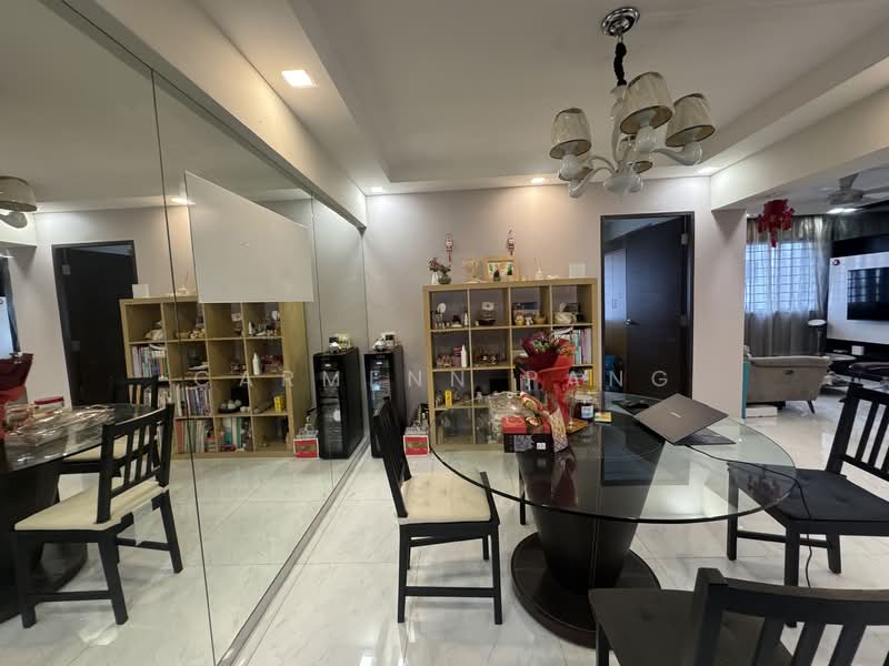 256 Bishan Street 22, 256 Bishan Street 22, 3 Bedrooms, 1,119 sqft, HDB Flat For Rent, by Carmenn Pang, 60174376 - Dining Room - PropertyGuru.com.sg