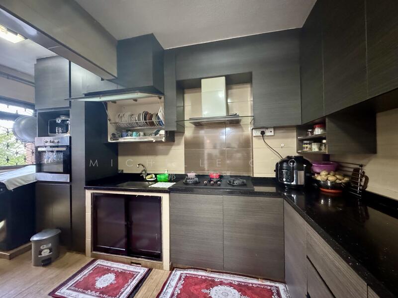 For Sale - 3A Holland Close