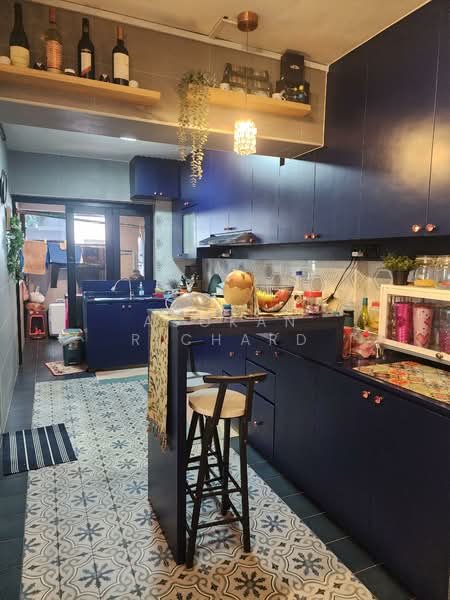 472 Sembawang Drive, 472 Sembawang Drive, 3 Bedrooms, 1,399 sqft, HDB Flat For Sale, by Asokan Richard, 60174539 - Kitchen - PropertyGuru.com.sg