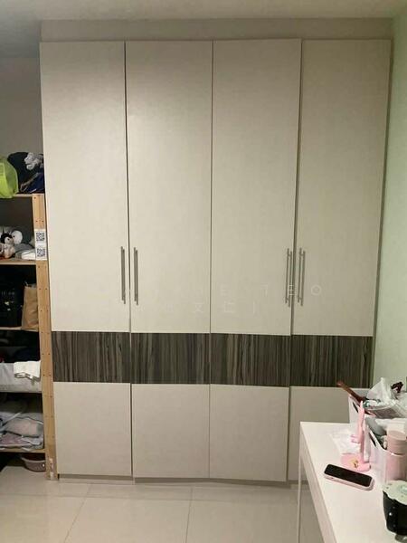 Blk 537