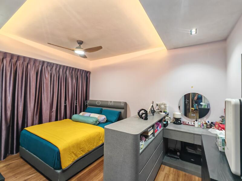 Master bedroom 1