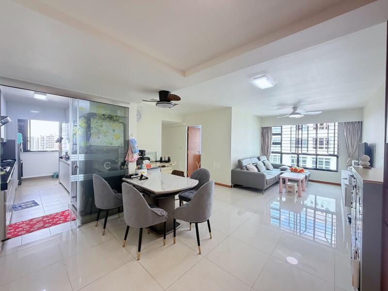 For Sale - 293C Compassvale Crescent