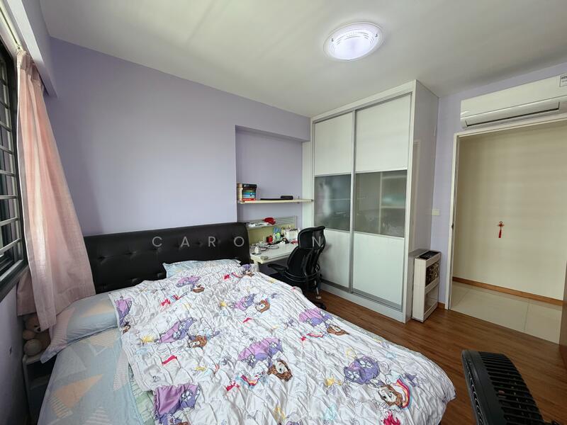 For Sale - 293C Compassvale Crescent