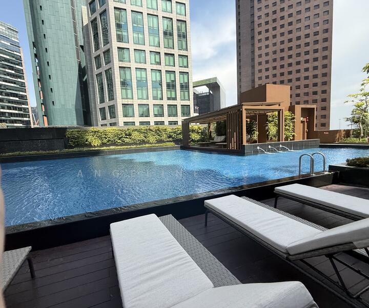 One Bernam swimming pool