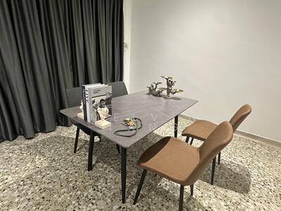 For Rent - Spacious Bedroom Near MRT Bus Stop Light Cook