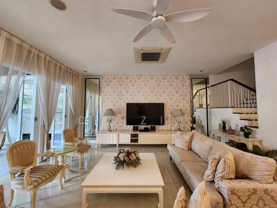 For Sale - Springleaf Garden