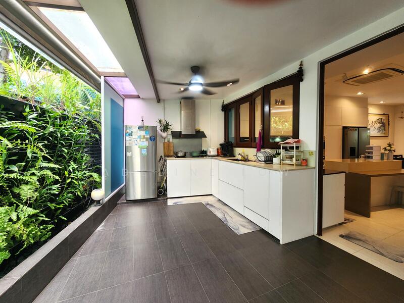 A Bright & Airy Wet Kitchen
