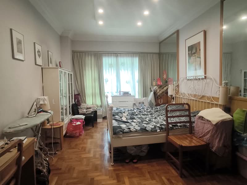 Le Wood Condominium For Sale at S$ 1,685,000 | PropertyGuru Singapore - Bedroom