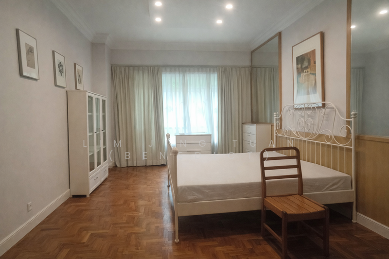 Le Wood, 21 Hindhede Drive, 3 Bedrooms, 1,238 sqft, Condominium For Sale, by Lim Jing Tuan (Benedict), 60174962 - Bedroom - PropertyGuru.com.sg