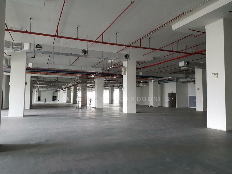 Warehouse Ancillary Office High Ceiling Attached Toilet @ Changi South, , 15,451 sqft, Factory / Workshop (B2) For Rent, by Fuan Freddie, 60175022 - Others - CommercialGuru.com.sg