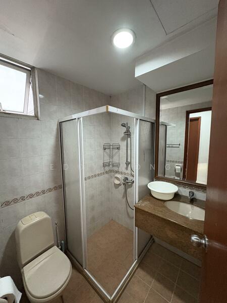 For Rent - Sun Plaza