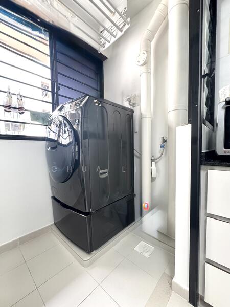 For Sale - 604A Tampines Avenue 9