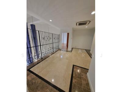 For Rent - Leonie Condotel