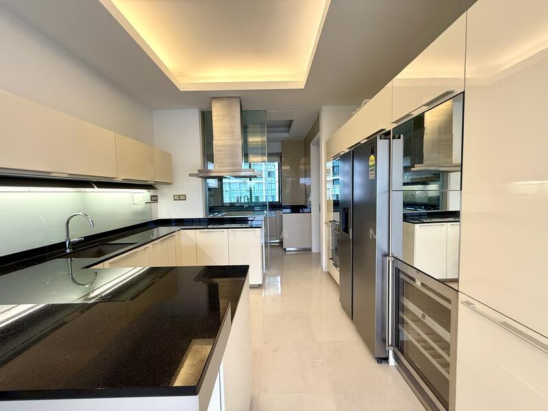 For Sale - Parkview Eclat