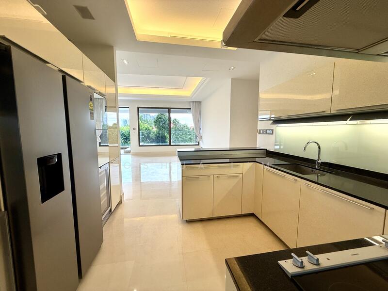 For Sale - Parkview Eclat