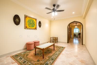 For Sale - 284 Tampines Street 22