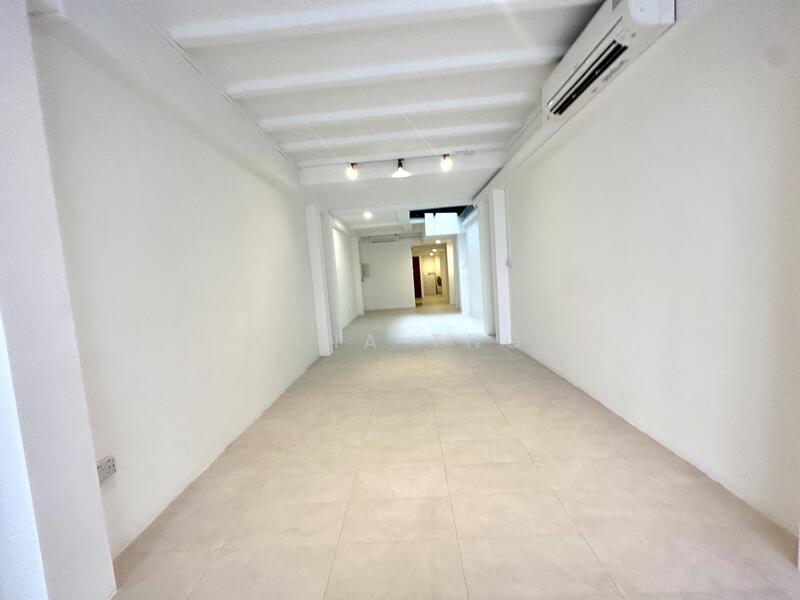 District 8 Ground floor shophouse F&B approved, District 8 Ground floor shophouse F&B approved, 1,000 sqft, Shop / Shophouse For Rent, by Gina Tng, 60175235 - CommercialGuru.com.sg