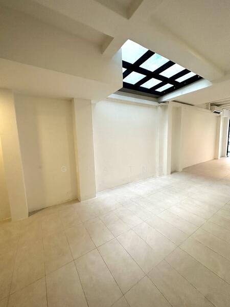 District 8 Ground floor shophouse F&B approved, District 8 Ground floor shophouse F&B approved, 1,000 sqft, Shop / Shophouse For Rent, by Gina Tng, 60175235 - CommercialGuru.com.sg