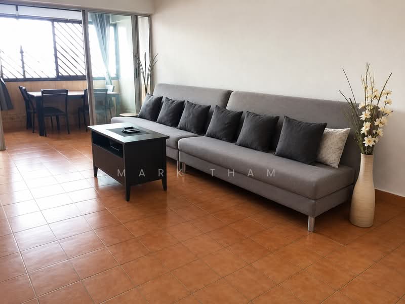 601 Bedok Reservoir Road, 601 Bedok Reservoir Road, 4 Bedrooms, 1,302 sqft, HDB Flat For Sale, by Mark Tham, 60175276 - Living Room - PropertyGuru.com.sg
