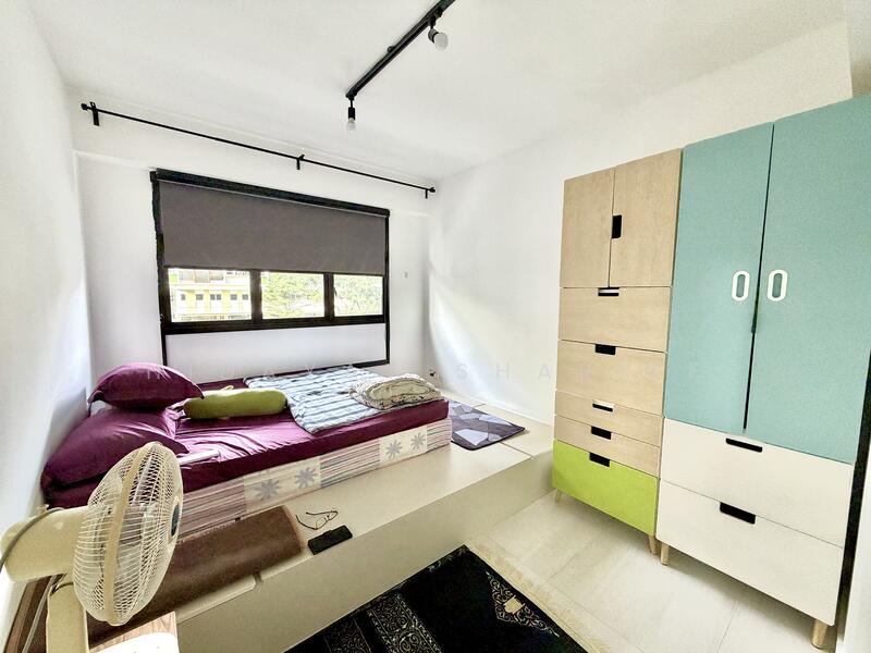 For Sale - 606A Tampines Street 61