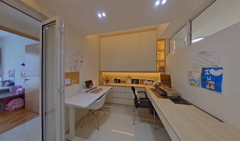 Enclosed Study (Bedroom 5)