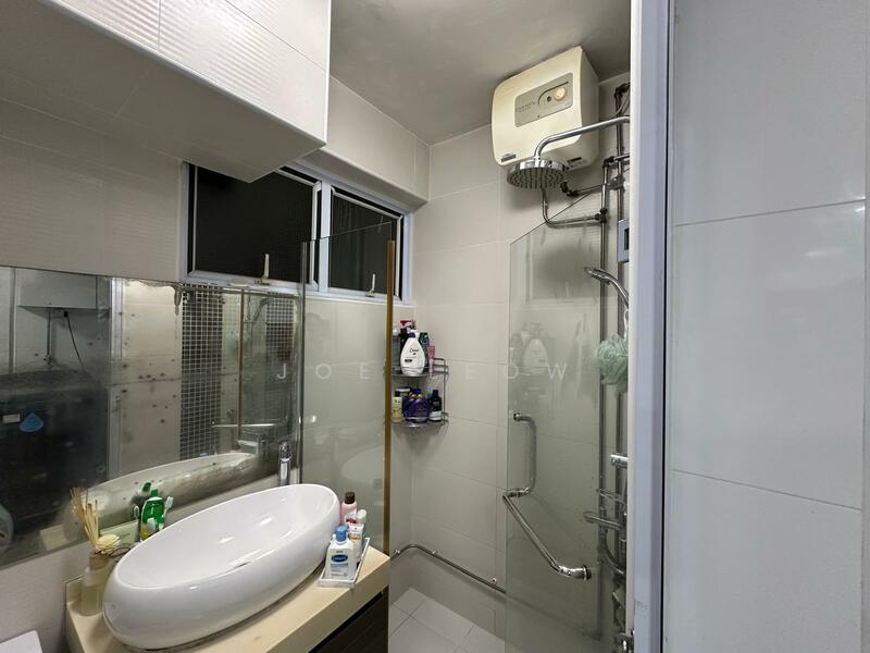 For Sale - 339 Hougang Avenue 7