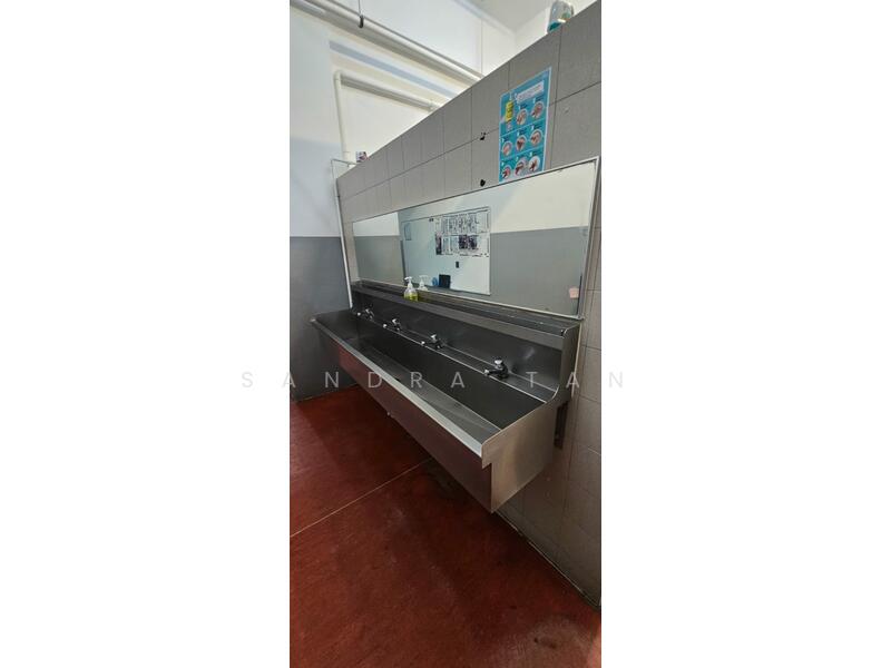 ⭐️ Woodlands Industrial Park, , 25,000 sqft, Factory / Workshop (B2) For Sale, by Sandra Tan, 60175382 - Worker’s Bathroom - CommercialGuru.com.sg