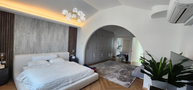 For Sale - Ville Royale