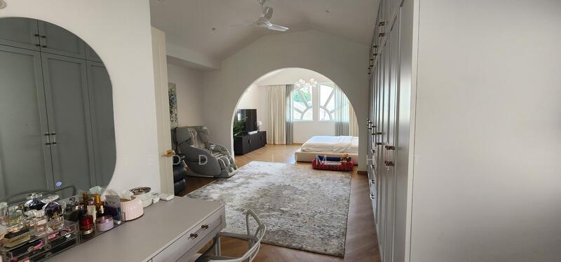 For Sale - Ville Royale