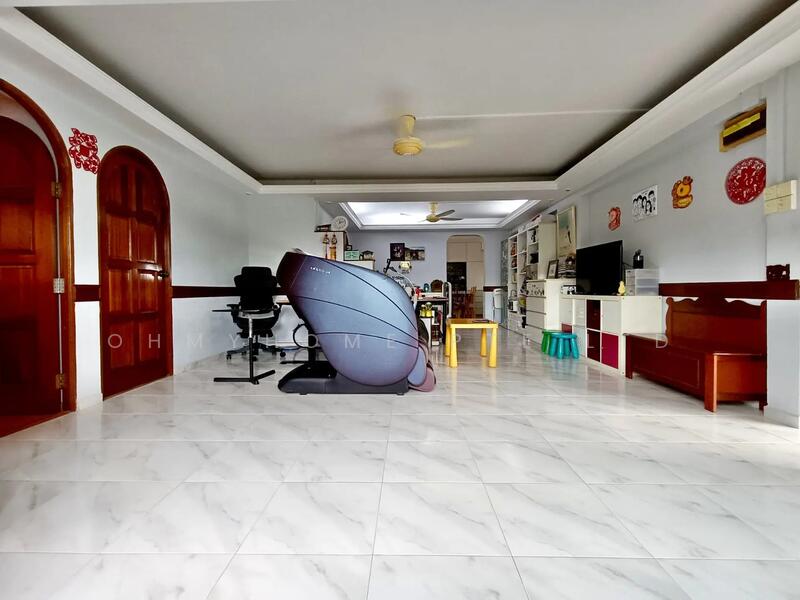For Sale - 126 Simei Street 1