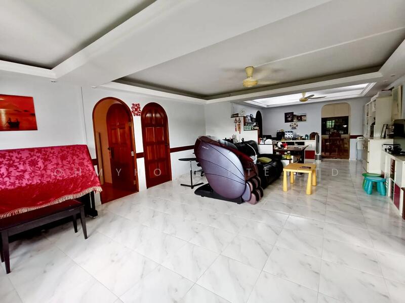 For Sale - 126 Simei Street 1
